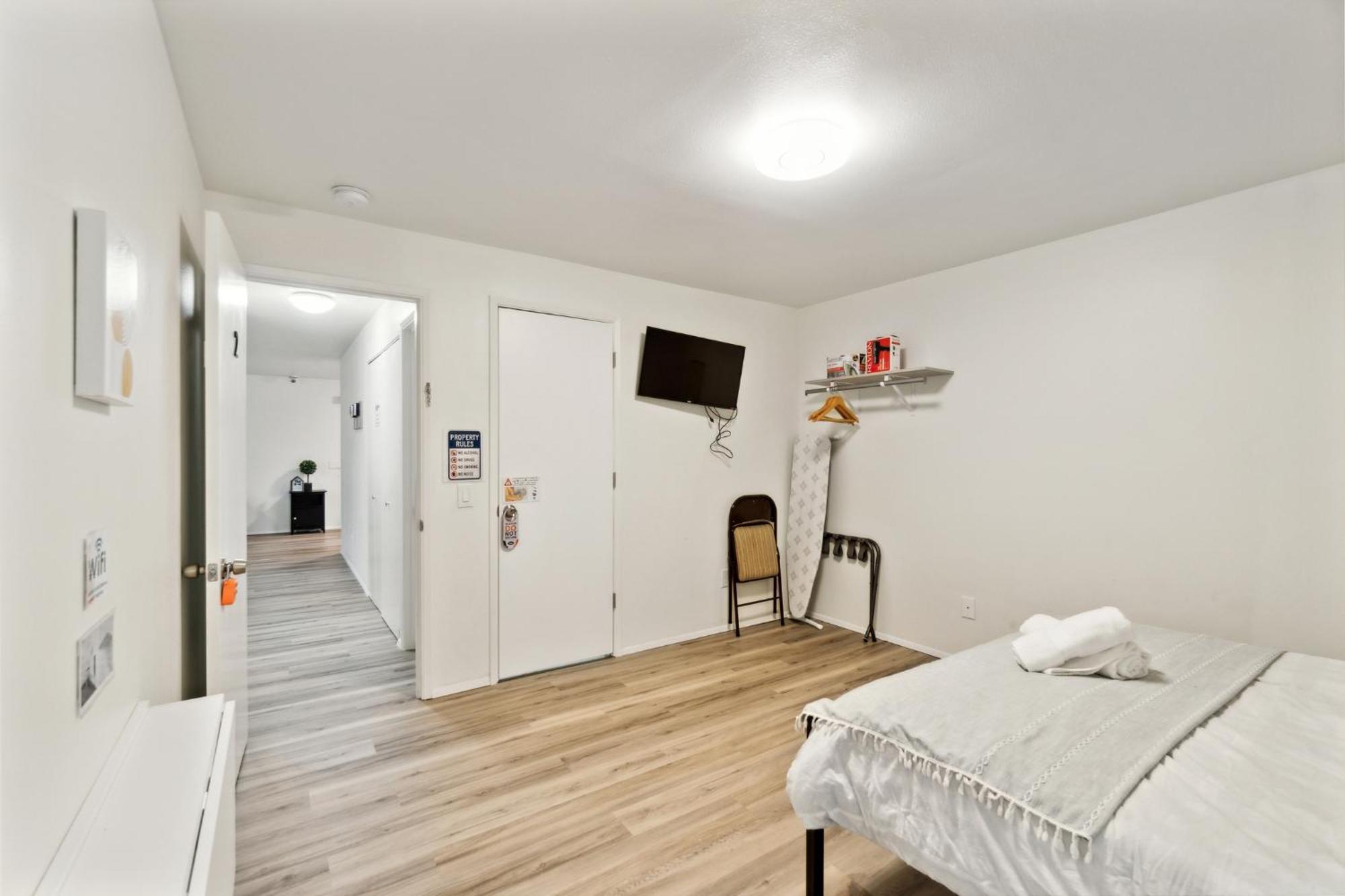 Central Bellevue House Экстерьер фото